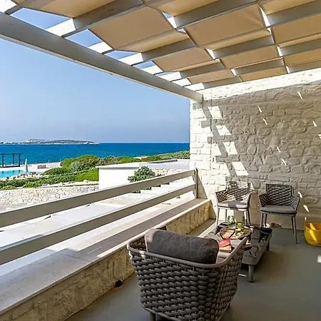 Ambassador Luxury Hotel Parikia (Paros)